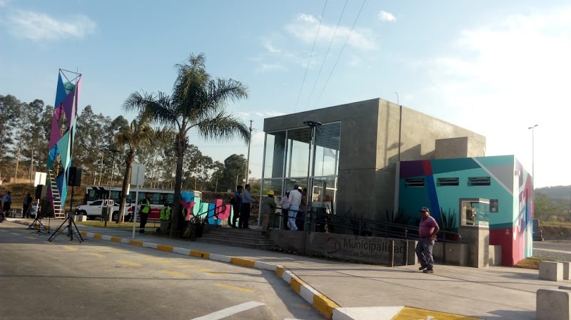 Oficina de Informacion Turistica - Acceso Sur. · foto 5