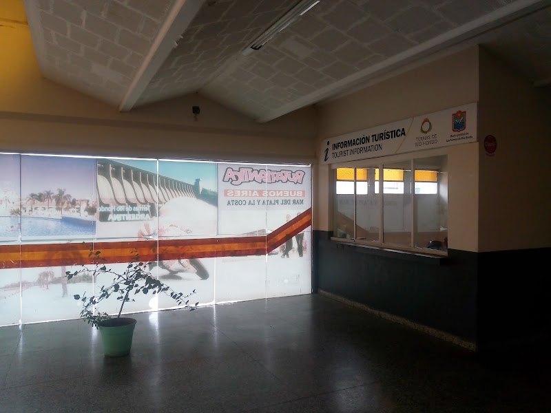 Terminal De Omnibus Las Termas De Rio Hondo · foto 4
