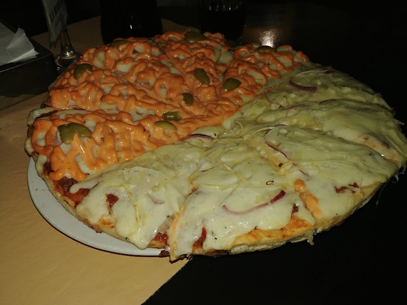 Pizzeria La Ribera De La Alem - 2