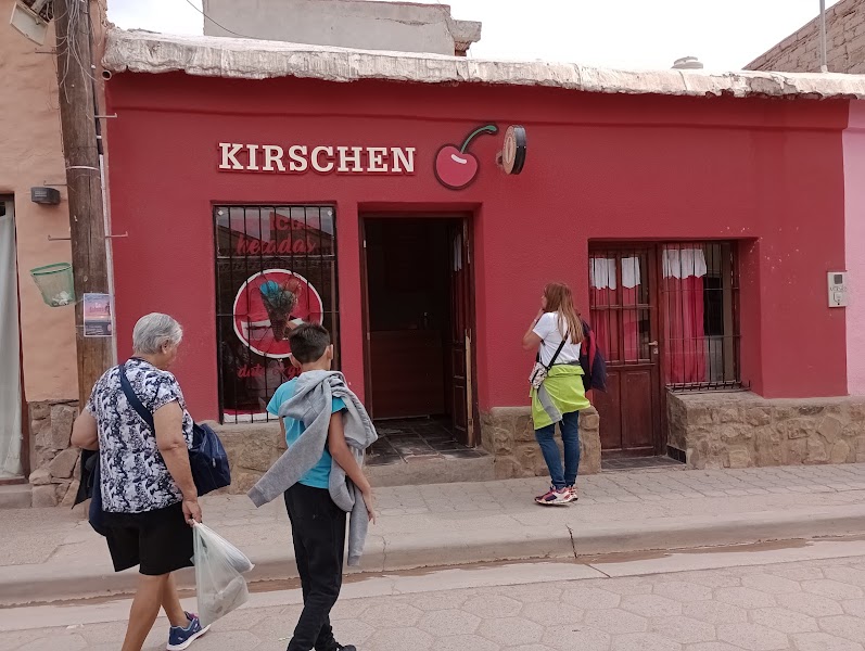 Heladeria KIRSCHEN - 2