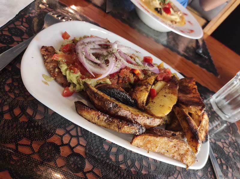 Baco Resto Café - 2