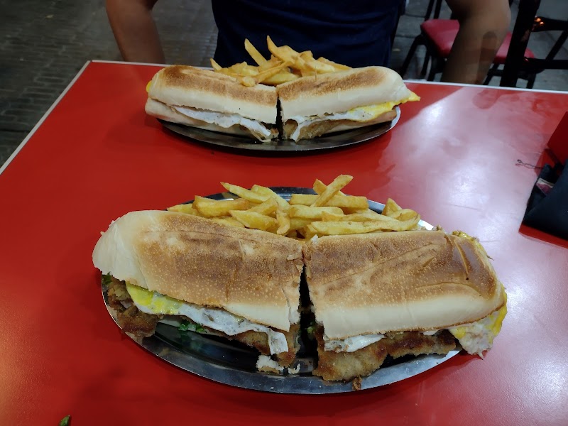 Lo De Coloro Sandwicheria Pizzeria - imagen 1