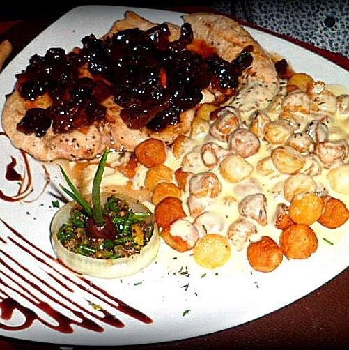 Antaño Café + Restó - 2