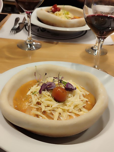 Famiglia Pasta & Grill - 4
