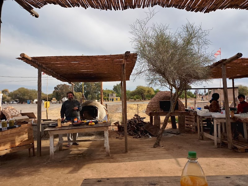 Don Checho Parrilla, Cabrito, Chivito y empanadas al horno de barro y al asador - imagen 1