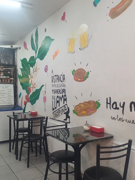 La Pausa Café & Bar - 3