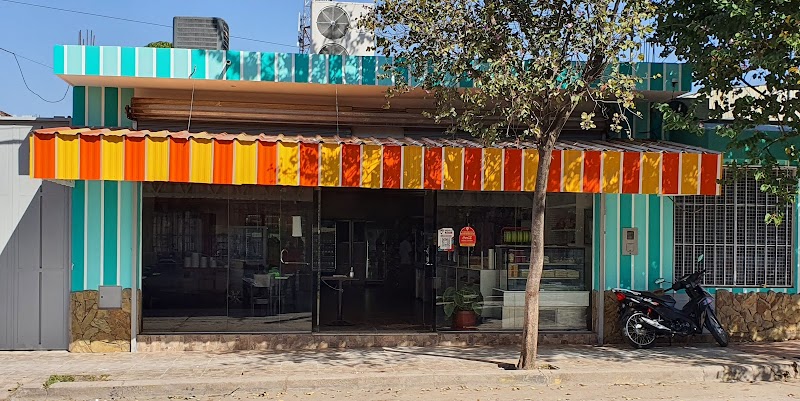 Frutillita helados/ cafe/ panaderia - imagen 1