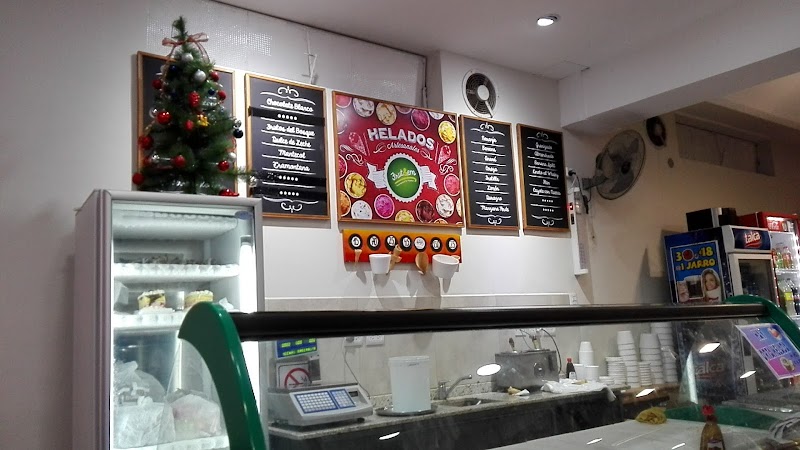 Frutillita helados/ cafe/ panaderia - 4