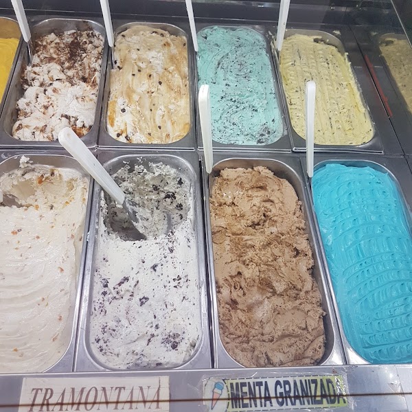 ALPINA HELADERIA - 5