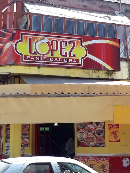 Panadería y Pastelería López - 3