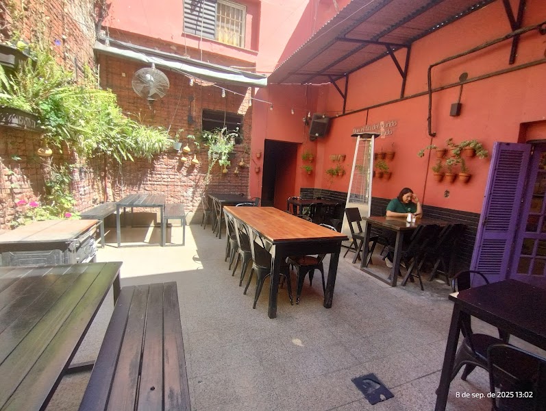 Siete & 1/2 bodegón y fuegos - imagen 1