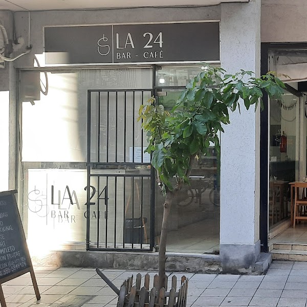 LA 24 - Bar Café - imagen 1