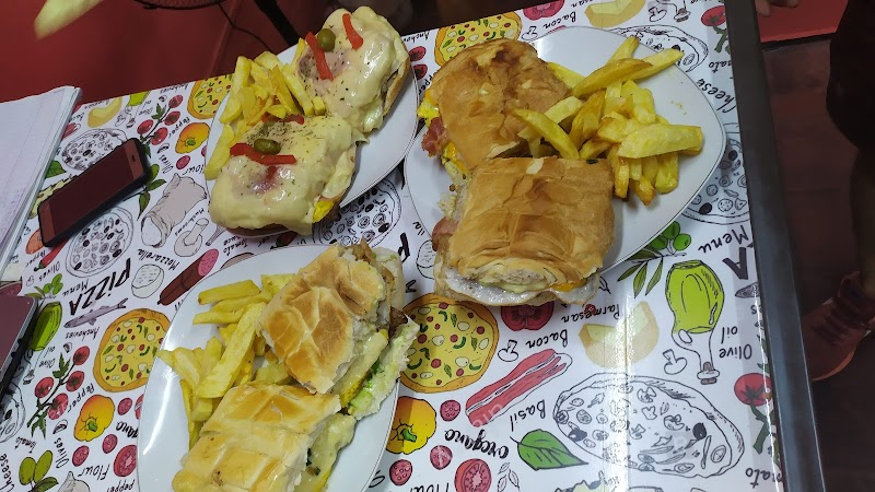MEGA PIZZA - 2