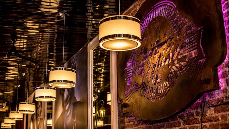Express Cocina & Bar - 3