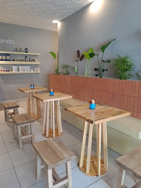 Feli, cafe & deli - 5