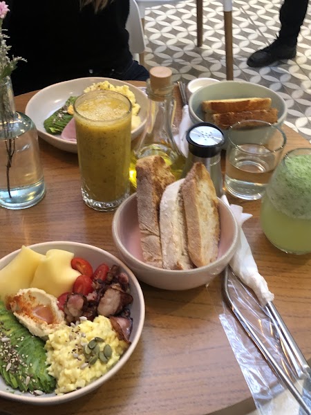 Holy Café - 3