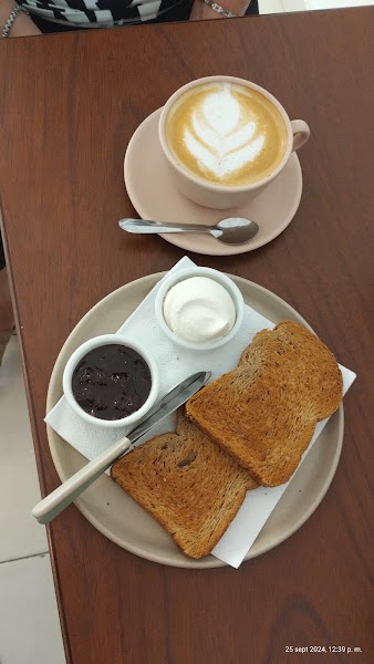 Munay Cafe-Bar - 3